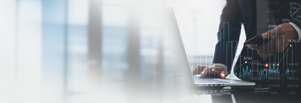 Professional financial platform supporting a brokerage business